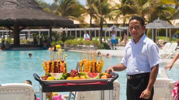 Poolside bar