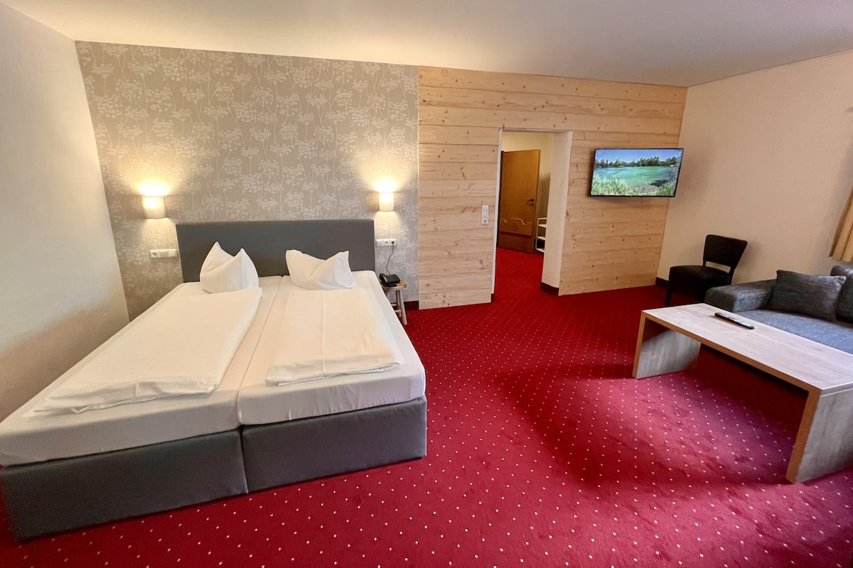 Family Apartment, Hill View (For 4 People) | 2 bedrooms, hypo-allergenic bedding, in-room safe, free WiFi