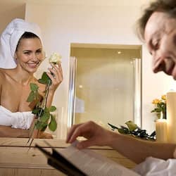 Sauna, hammam, hammam, soins corporels, massages aux pierres chaudes