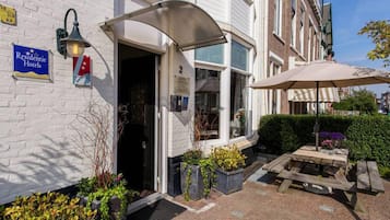 Entrée de l’hébergement