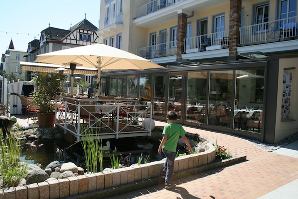 Mittagessen, Abendessen, regionale Küche, Blick aufs Meer