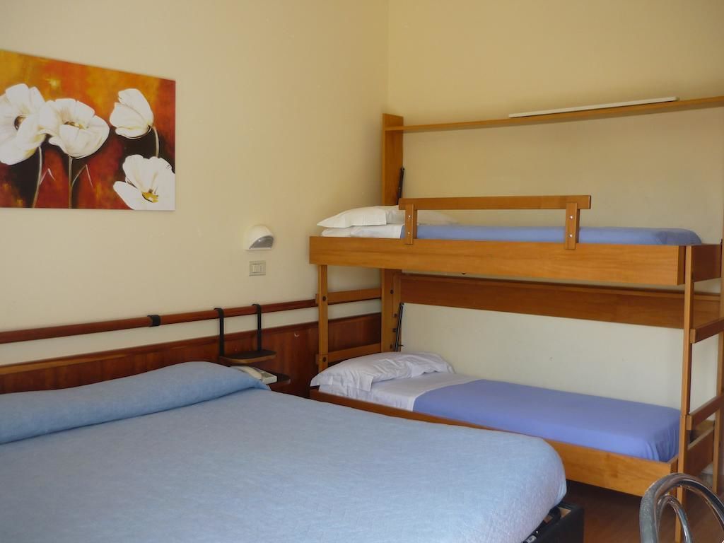 family room, 1 bedroom | premium bedding, in-room safe, desk, free wifi