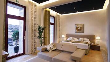 Seprai premium, bantalan ekstra lembut, minibar, dan brankas