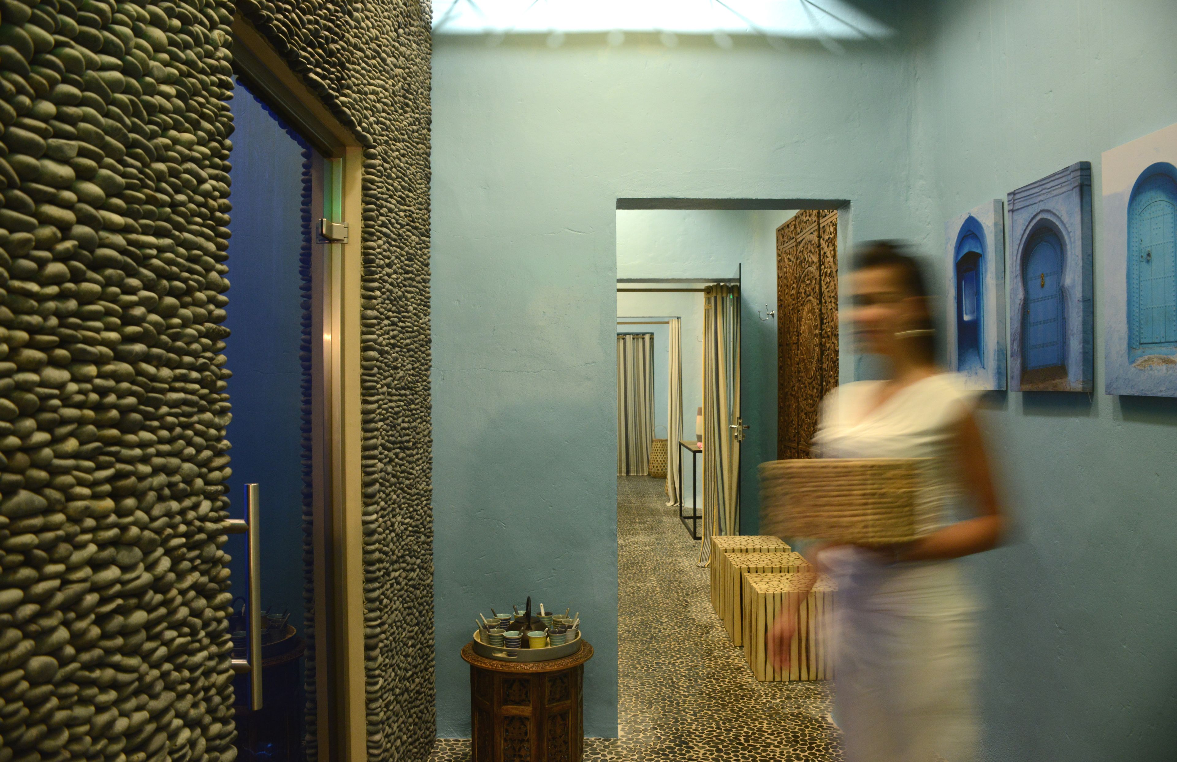 couples treatment room(s), sauna, hot tub, steam room