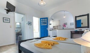 Apartment, 1 Bedroom | Select Comfort beds, blackout drapes, iron/ironing board - Firoa Studios (Naxos)