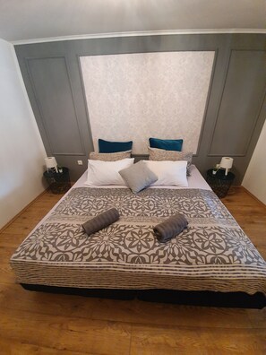 Appartement Confort, 2 chambres, terrasse, vue mer | Vue de la chambre