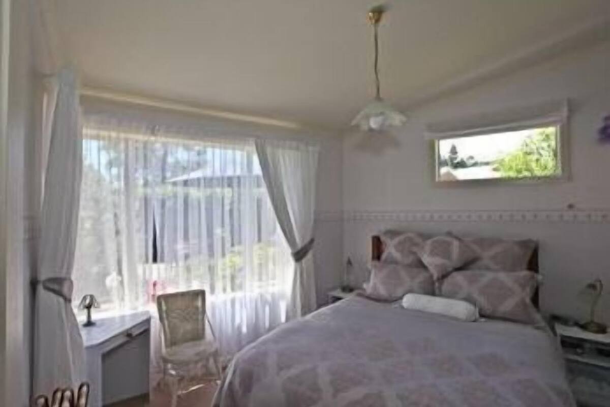 1 bedroom, Egyptian cotton sheets, pillowtop beds