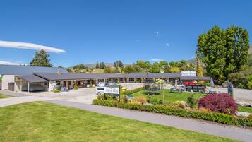 Entrada al alojamiento