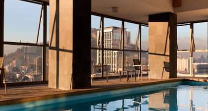 Plaza Suites