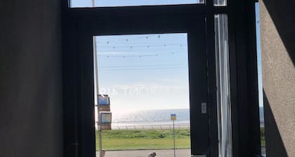 Seafront419
