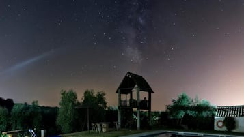 Außenpool, Cabañas (kostenlos), Sonnenschirme