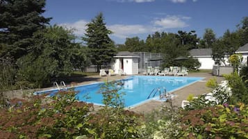 Piscina stagionale all'aperto