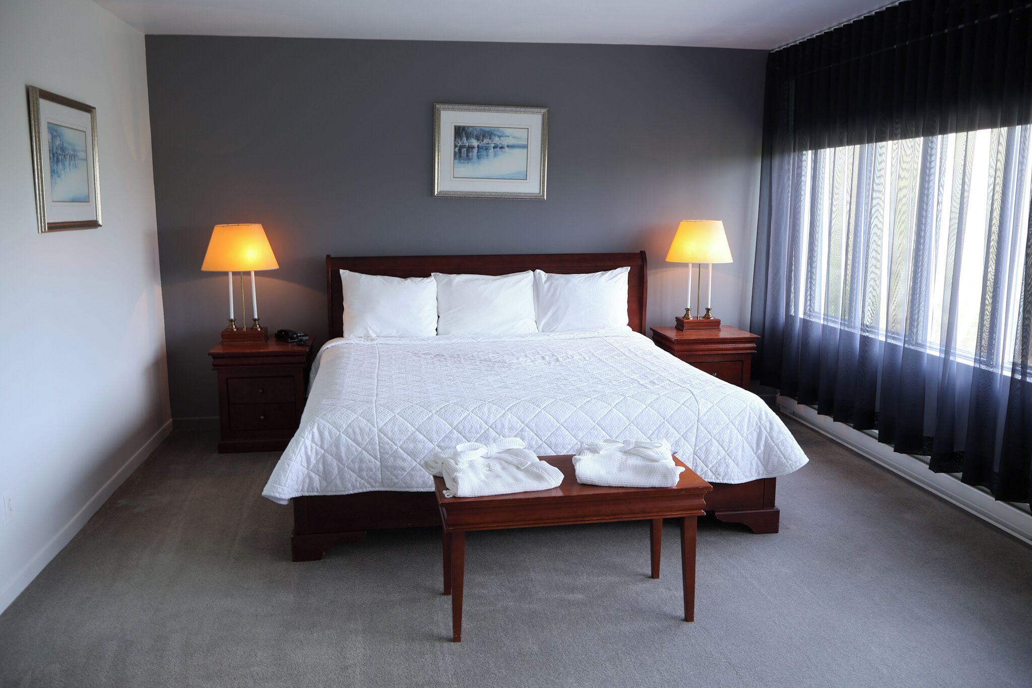 Suite 1 Lit king executive