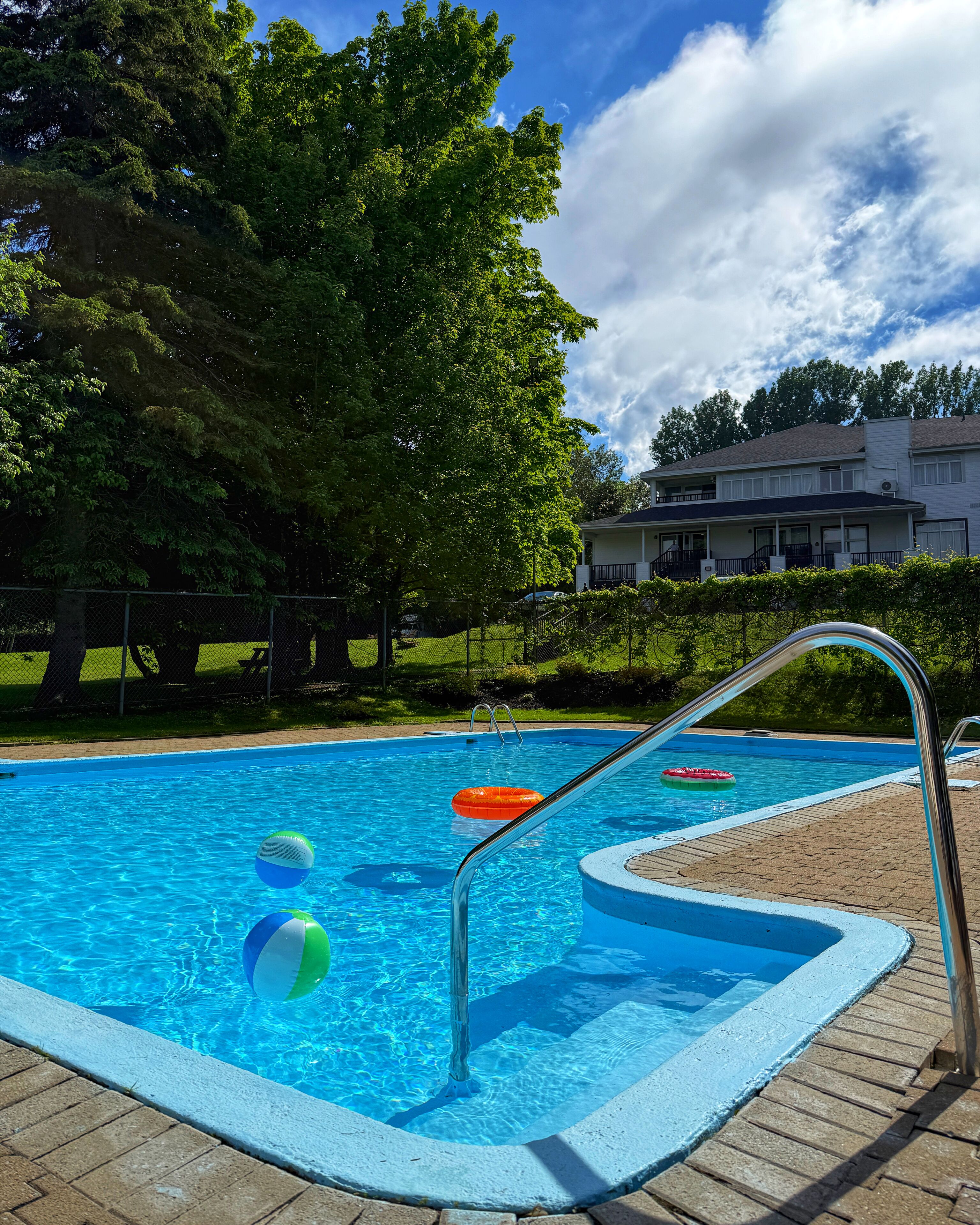 Seasonal outdoor pool