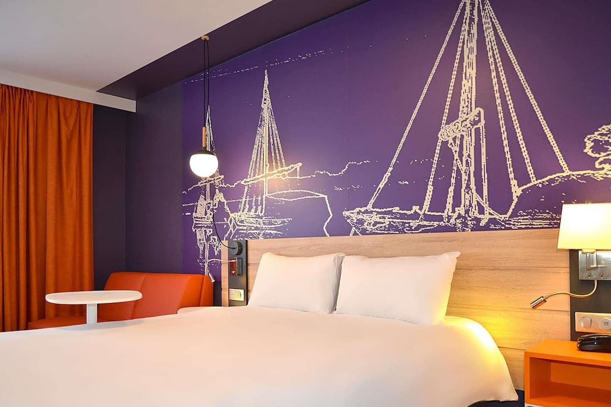 Standard Room, 1 Double Bed with Sofa bed