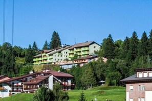 Front of property - Club Hotel Costaverde (Andalo)