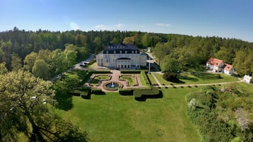 Mặt tiền nơi lưu trú