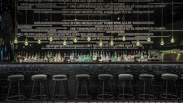 Bar (en la propiedad)