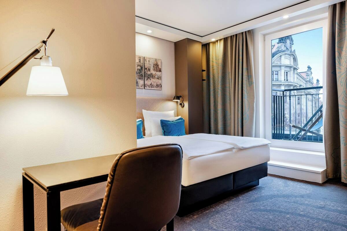 Room, Balcony (Special One) | Cadar kapas Mesir, peralatan tempat tidur premium, meja, kalis bunyi 