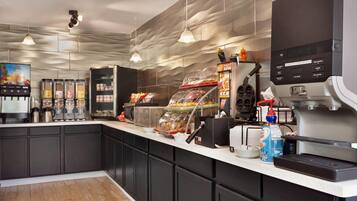 Café da manhã continental grátis todos os dias