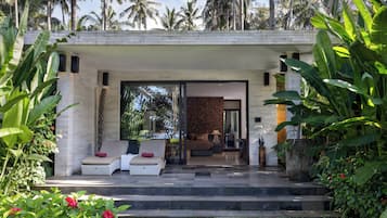 Beach Villa | Terrace/patio