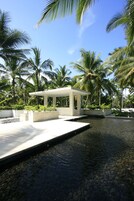 2 Bedroom Kelapa Residence | Terrace/patio