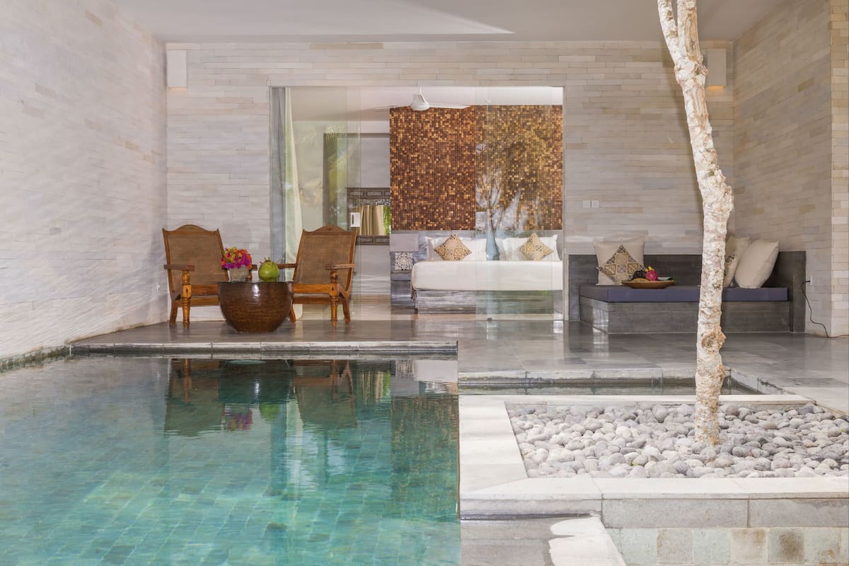Villa, privézwembad (Ocean) | Luxe beddengoed, donzen dekbedden, een minibar, een kluis op de kamer