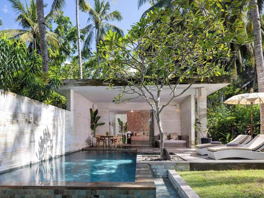 Ocean Pool Villa | Premium bedding, down comforters, minibar, in-room safe