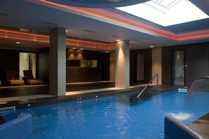 Sauna, hot tub, body treatments, hydrotherapy, aromatherapy, body wraps