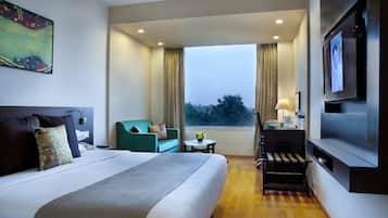 1 bedroom, premium bedding, pillow-top beds, minibar