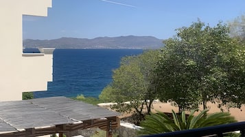 Phòng đôi Tiêu chuẩn, quang cảnh một góc biển | Quang cảnh từ phòng