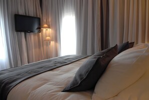 Comfort Room, 1 Queen Bed, Non Smoking