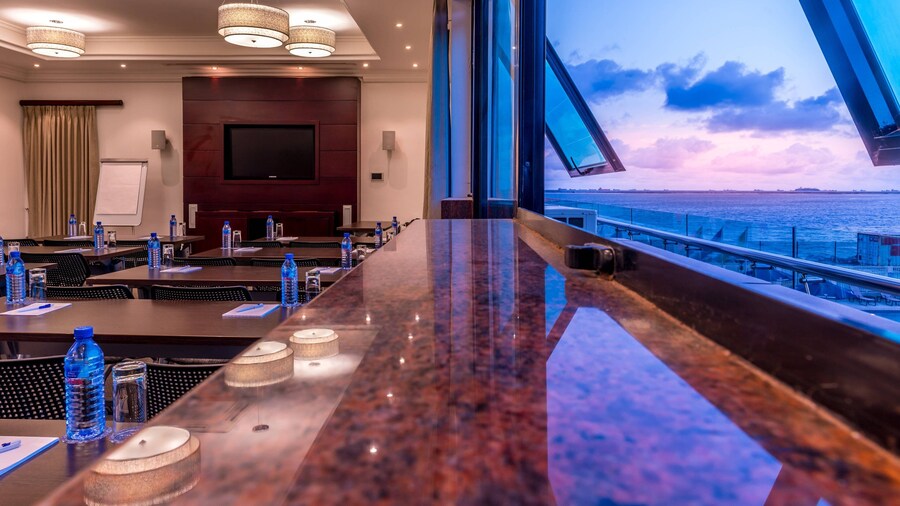 Protea Hotel by Marriott Lagos Kuramo Waters