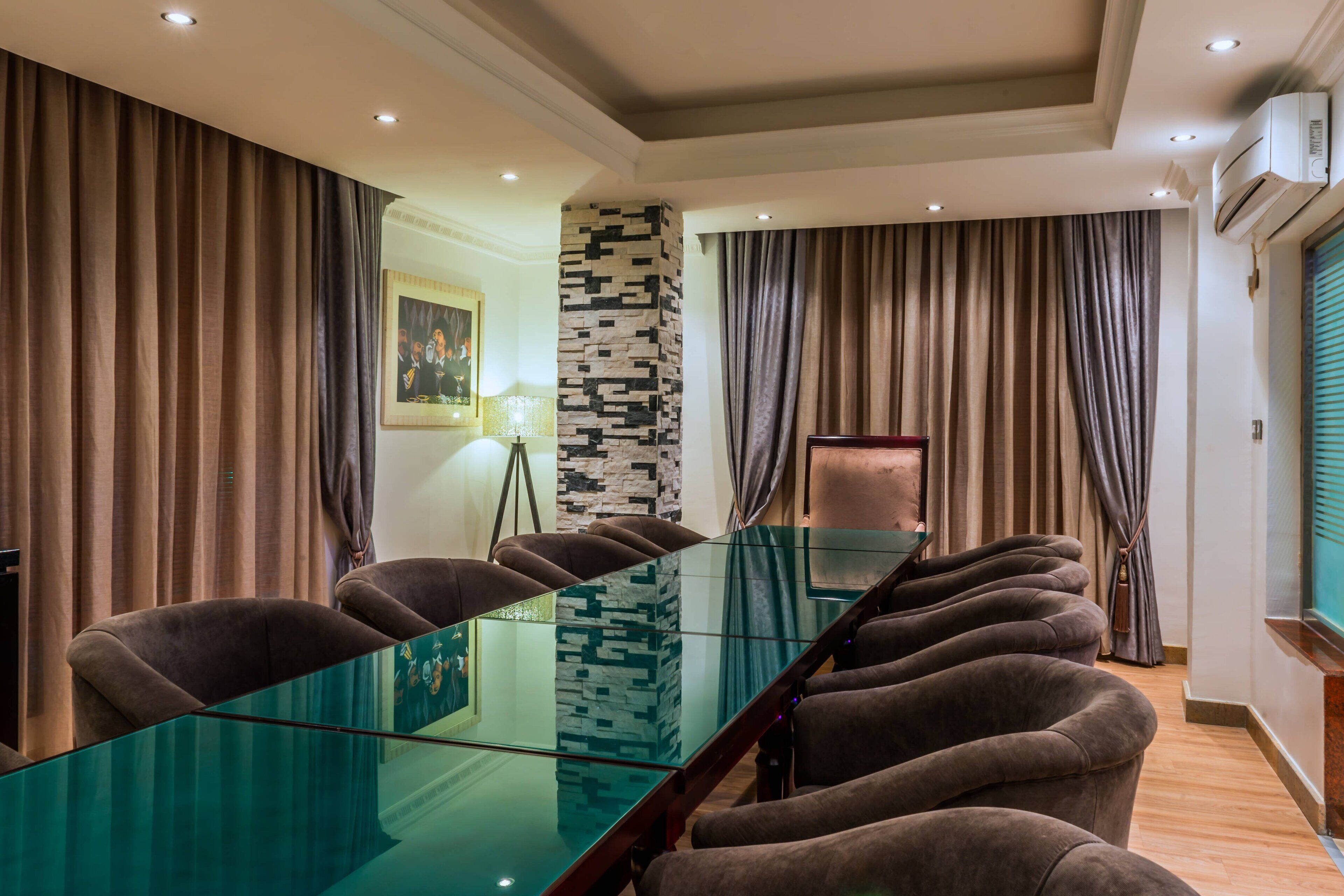 Foto - Protea Hotel by Marriott Lagos Kuramo Waters