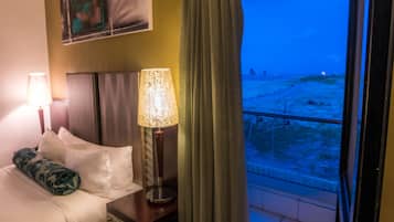 Room, 1 Queen Bed, Non Smoking | View from room