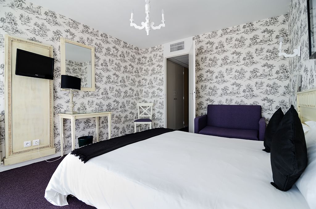 standard double room | minibar, in-room safe, desk, soundproofing