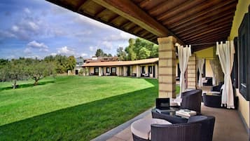 Superior-Doppelzimmer | Terrasse/Patio