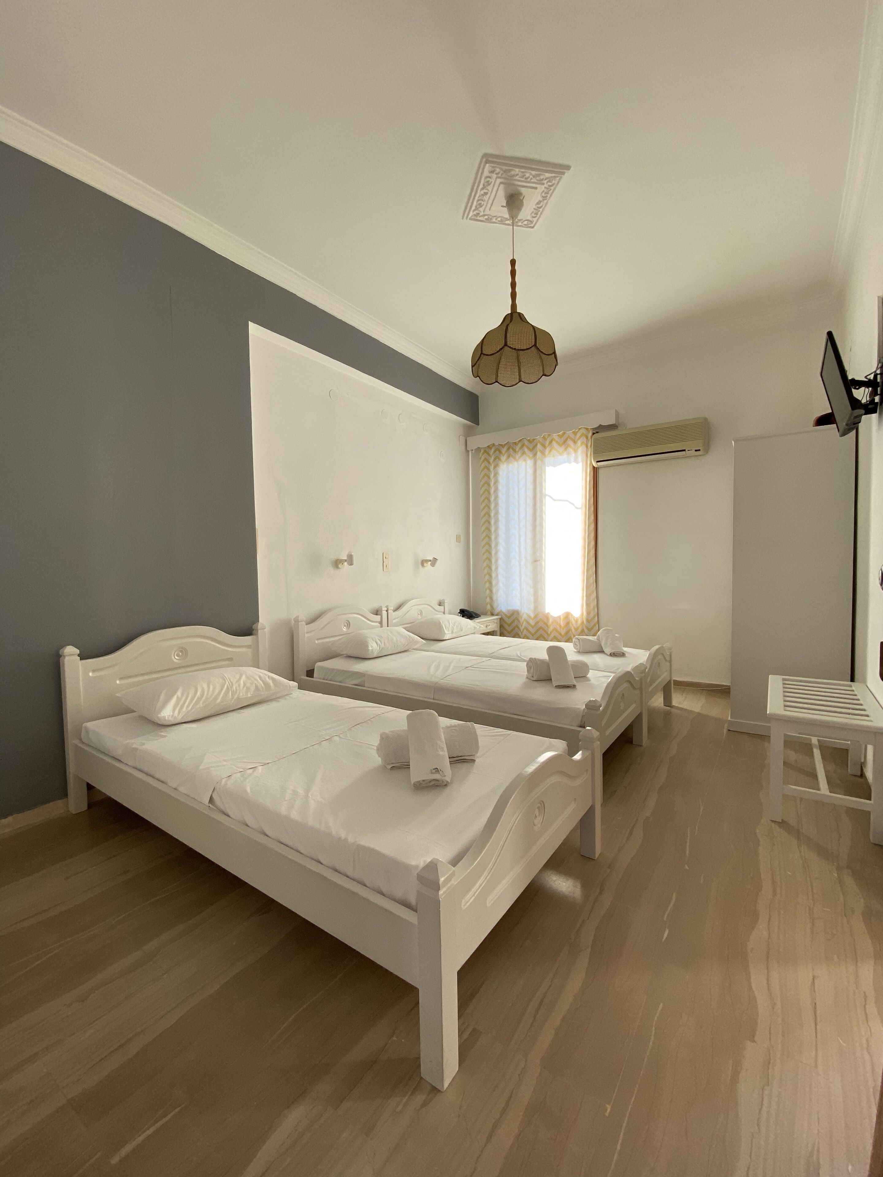 Photo - Helliniko Hotel