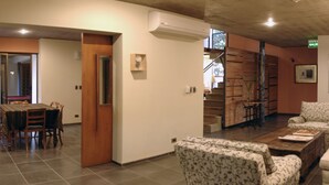 Lobby sitting area - La Morada Posada Boutique (Asunción)