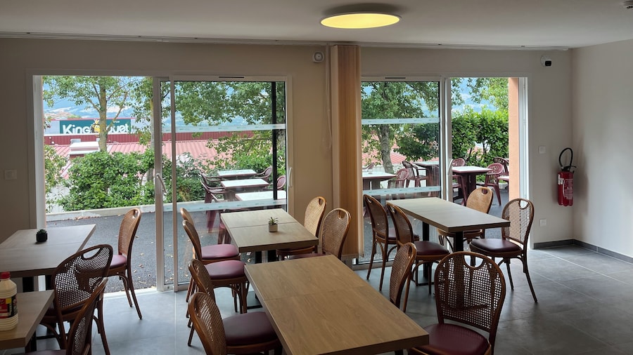 Brit Hotel Essentiel Millau