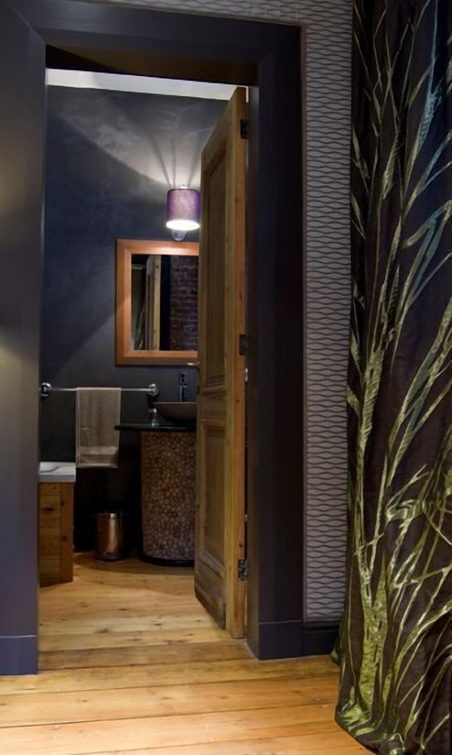 executive double room, garden view | bathroom | designer toiletries, hair dryer, dressing gowns, towels