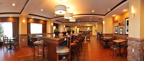 包含每日自助早餐