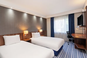 Twin Room | 1 bedroom, desk, free WiFi, bed sheets