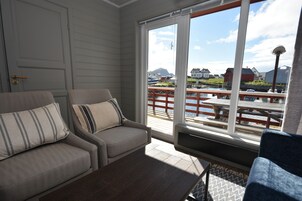 Cabin | Living room | LCD TV