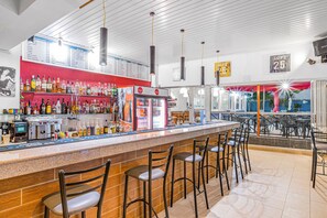 Bar (in der Unterkunft)