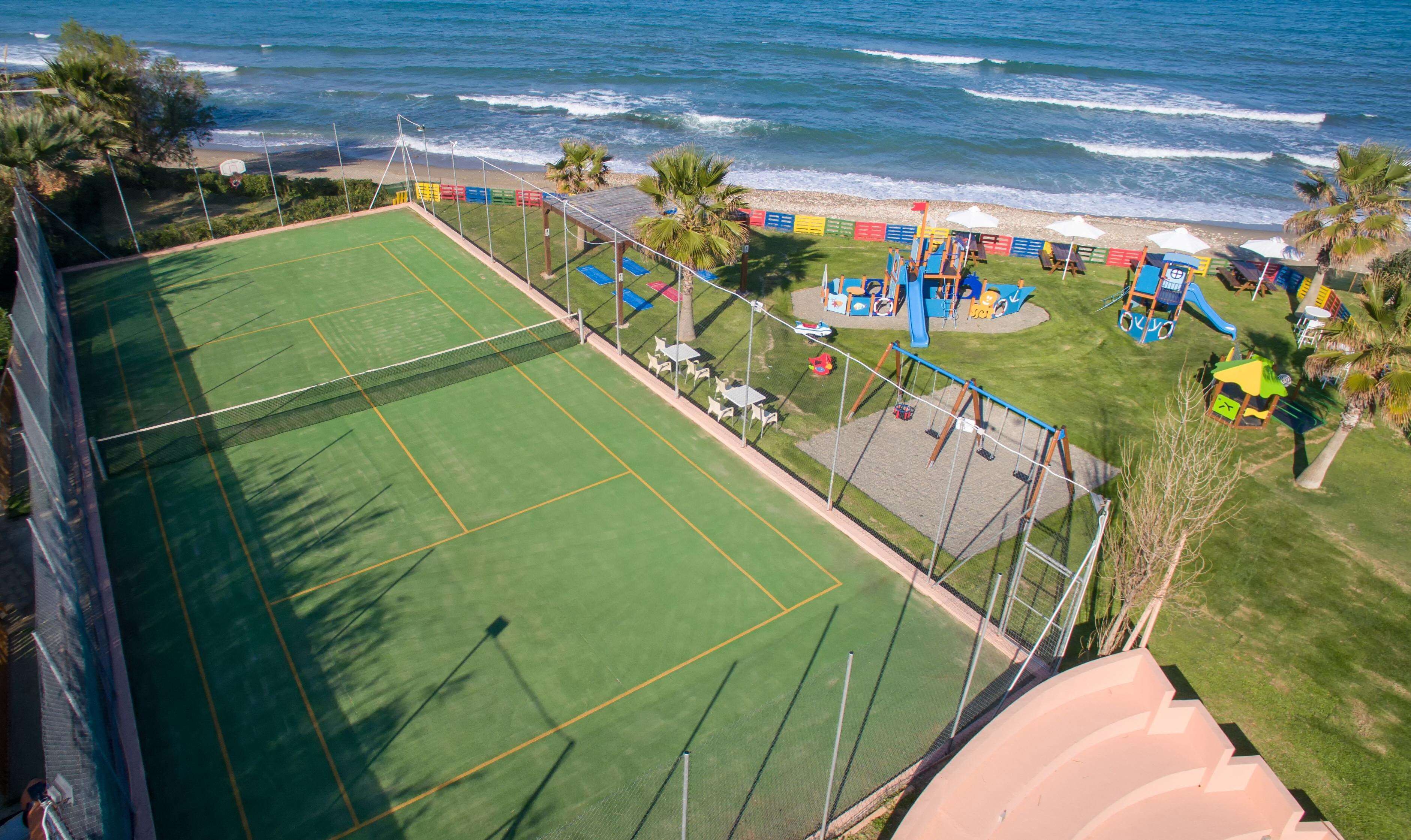 Photo - Kiani Beach Resort Family