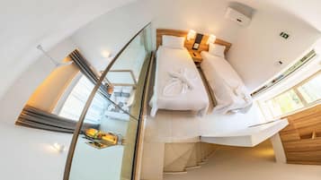 Blackout curtains, soundproofing, free WiFi, bed sheets