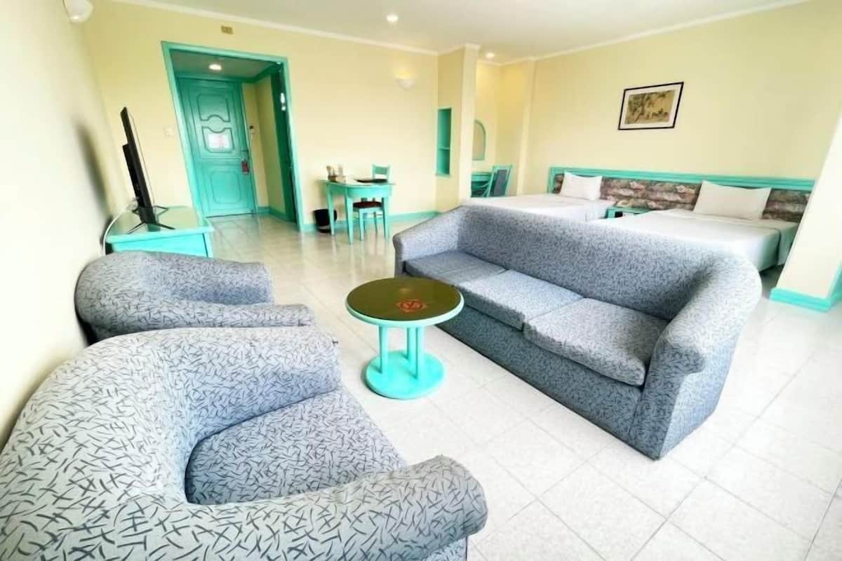 1 Schlafzimmer, Minibar, Schreibtisch, Verdunkelungsvorhänge