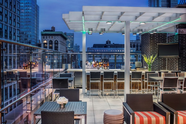 2 bares, bar en la azotea