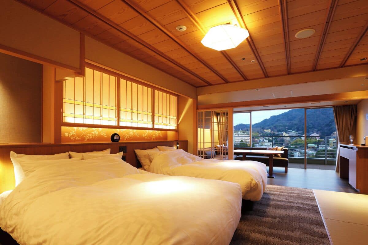 Twin Room, Non Smoking, Garden View (Hot Spring,Open- Air Bath,Kobe Beef) | 1 bilik tidur, peti besi dalam bilik, meja, Wi-fi percuma